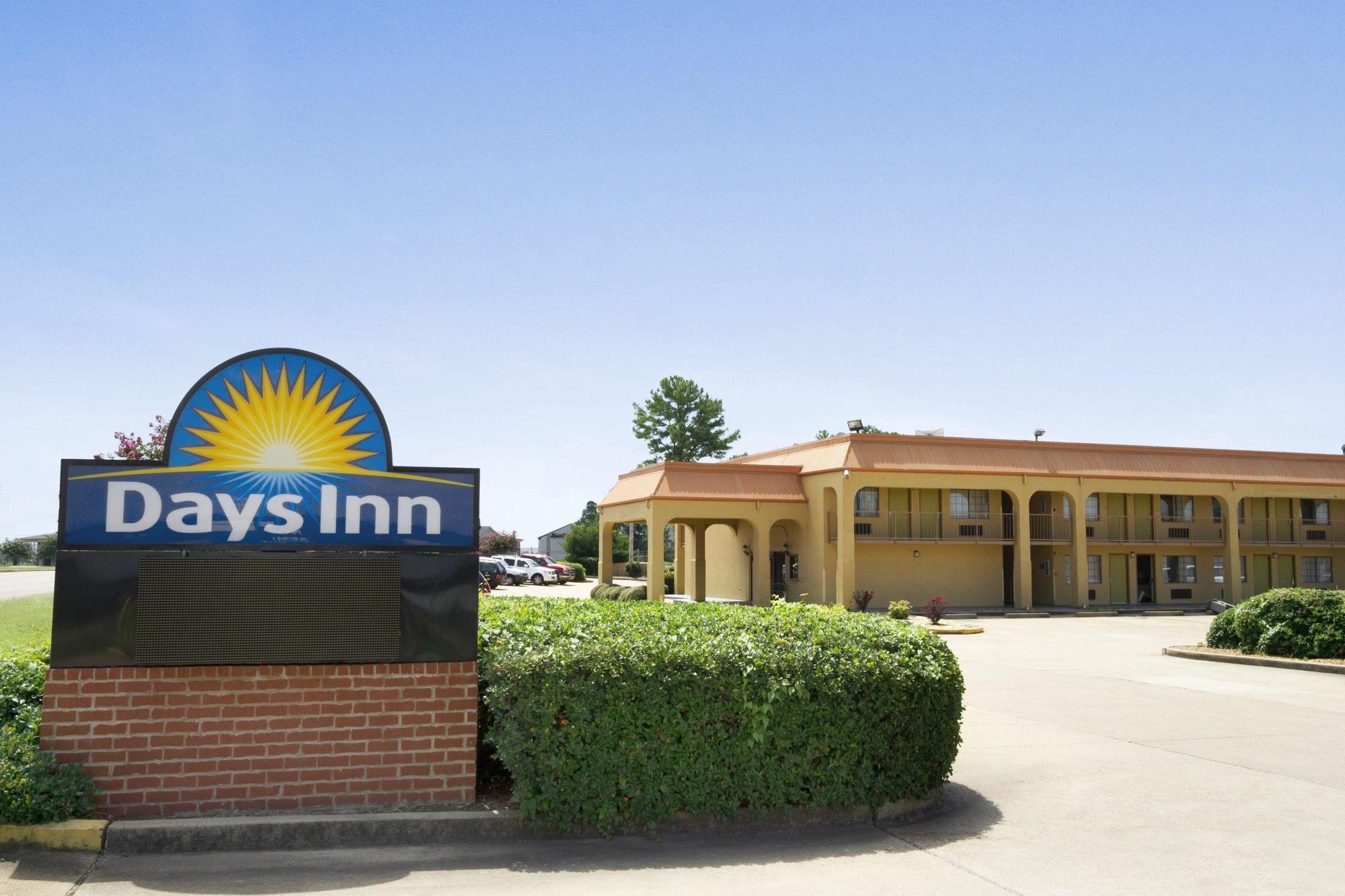 Days Inn By Wyndham Southaven Ms Dış mekan fotoğraf